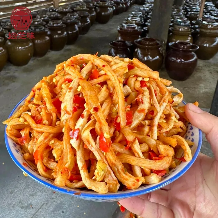 湖南邵阳农家自制不加糖的坛香萝卜条香辣脆爽萝卜干250克-500克