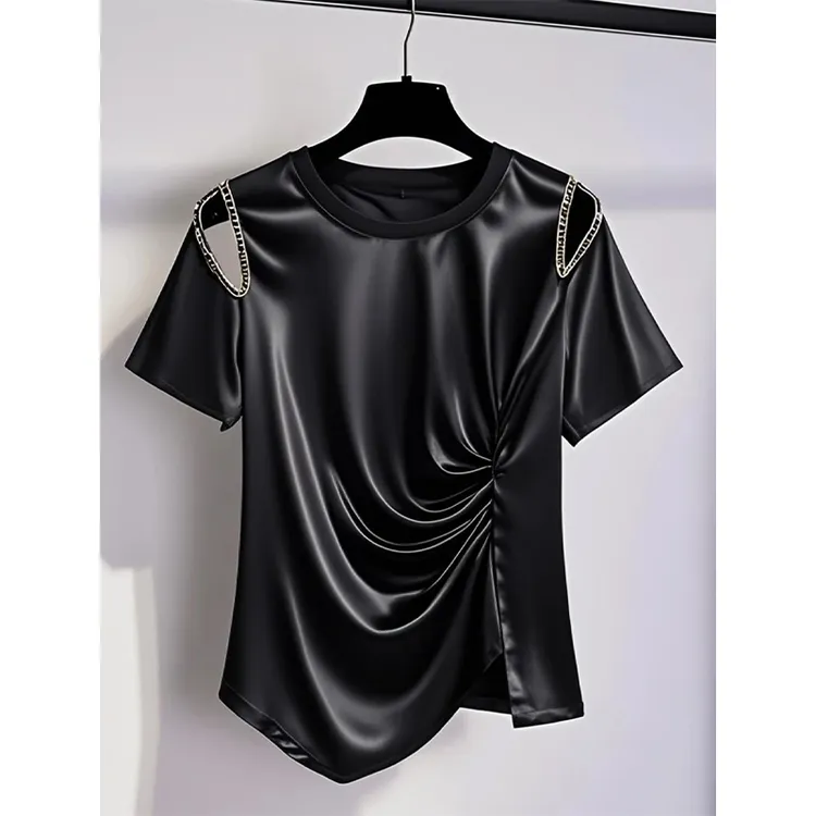 不规则正肩短袖t恤女夏2025新款时尚黑色缎面收腰露肩上衣遮肚子