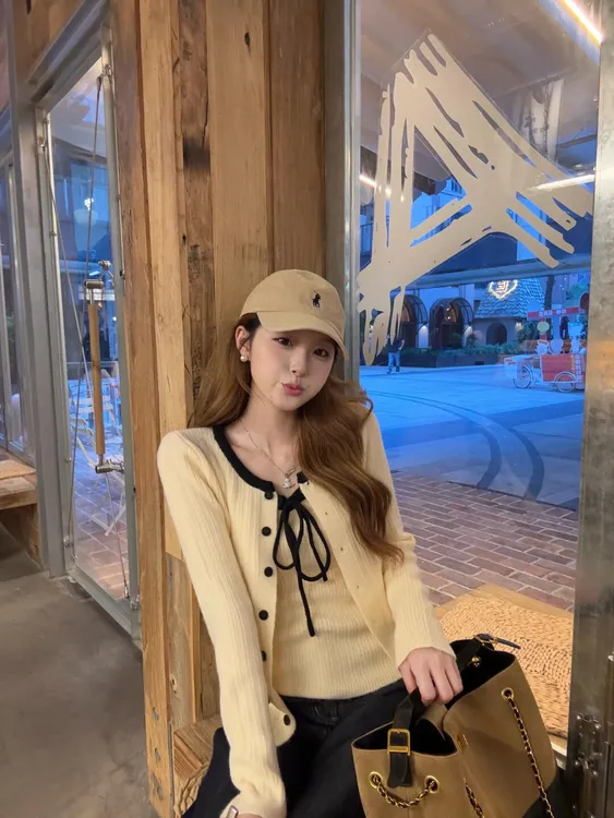 秋季长袖针织高级感内搭针织开衫纯欲慵懒风女装休闲百搭洋气裤子