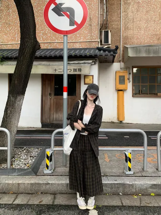时尚套装两件套2025气质显瘦洋气休闲百搭性感辣妹外穿上衣半身裙