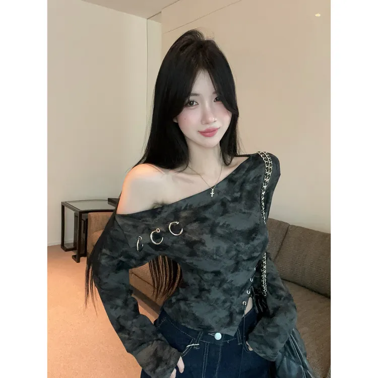 美式复古一字肩扎染T恤女秋季新款辣妹设计感不规则修身长袖上衣