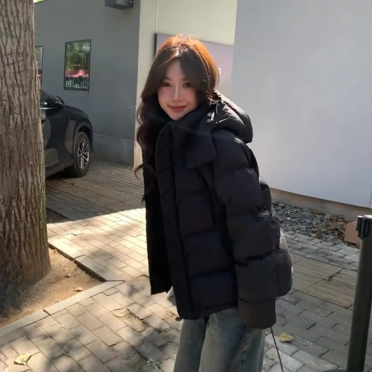 黑色连帽短款羽绒服女90白鸭绒冬季新款2025小个子超好看加厚外套