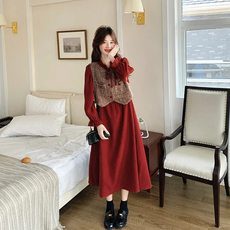 小香风红色连衣裙女春秋马甲套装裙两件套高级感流行漂亮绝美韩系