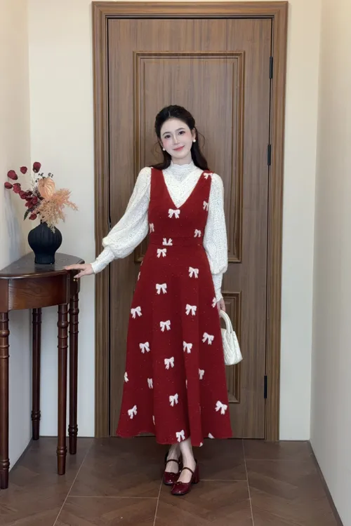 LiLi李李家【红山茶】法式千金风蕾丝上衣红色背带裙套装XMZH11251