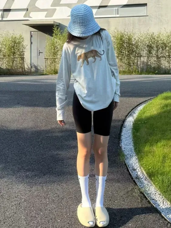 常规显瘦紧身女性长袖印花森系百搭T恤宽松型高弹