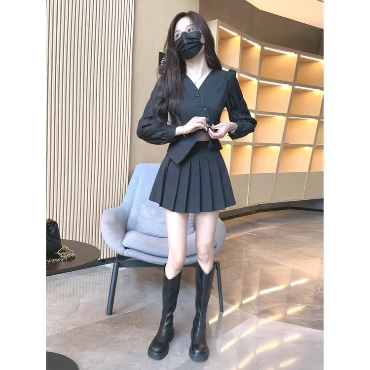 Mm港风时髦搂腰气质套装女2025新款领修身百搭上衣+百褶收腰
