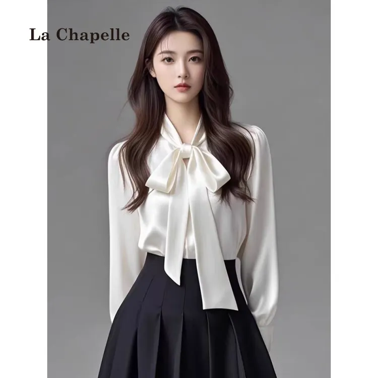 拉夏贝尔白色缎面蝴蝶结衬衫女春夏季高级感内搭衬衣职业长袖上衣