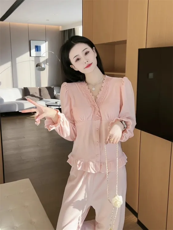 海岛绒睡衣女长袖蕾丝带胸垫外穿显瘦家居服秋冬法式简约保暖亲肤