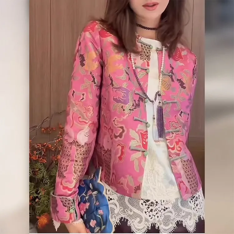 新中式老钱风高级感国风唐装粉色短款提花盘扣外套女2025春季新款