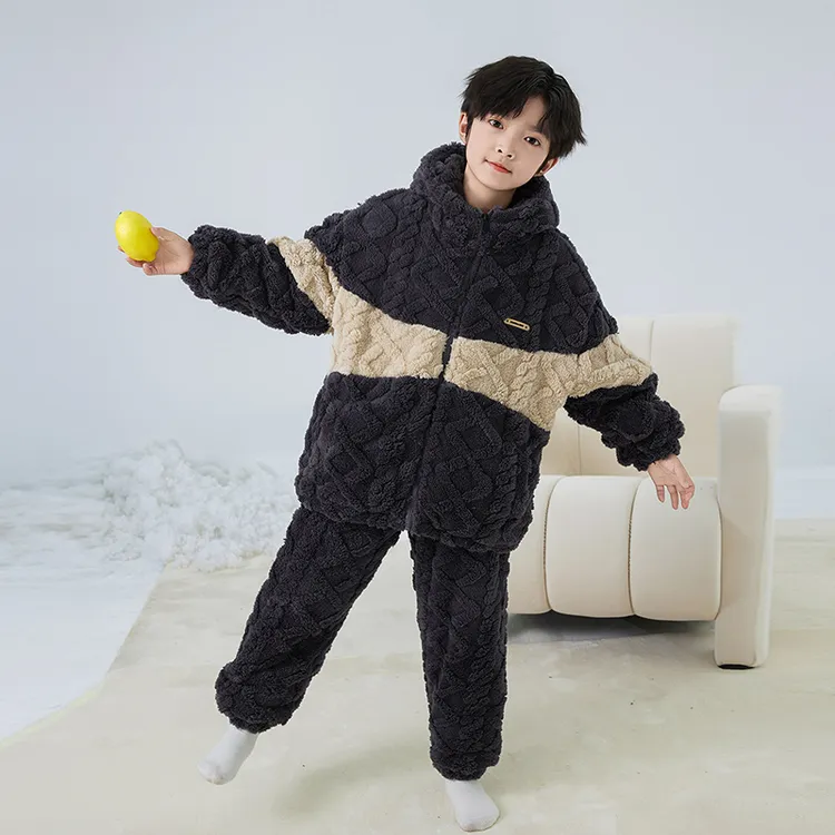 男童珊瑚绒睡衣2026新款秋冬款儿童法兰绒家居服冬季大童加绒冬装