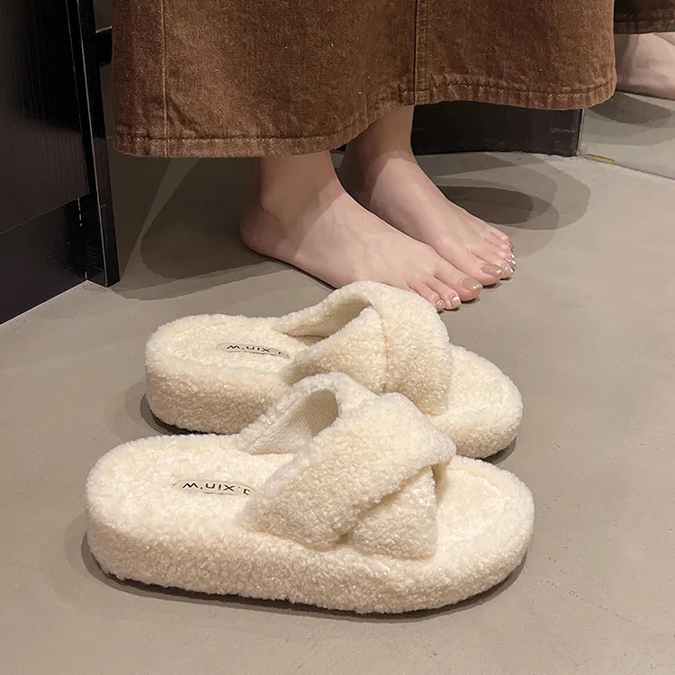 温柔仙女风厚底交叉带毛毛拖鞋女外穿2025秋冬新款法式绝美棉拖鞋