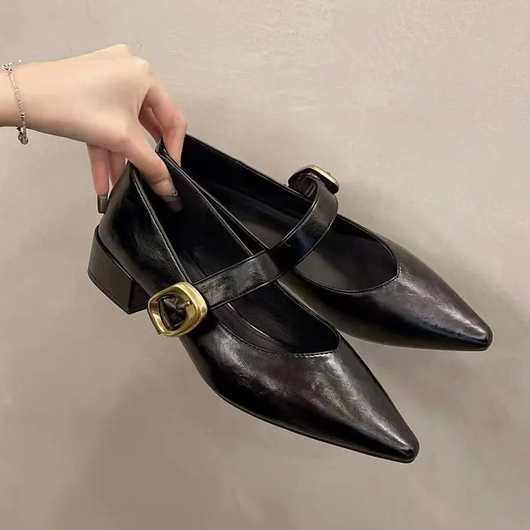 软皮低跟单鞋女2025春夏季新款一字带包头凉鞋法式小皮鞋玛丽珍鞋