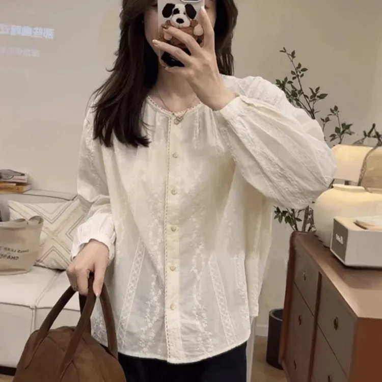 法式刺绣长袖衬衫女2025春秋新款高级感休闲宽松别致气质显瘦小衫