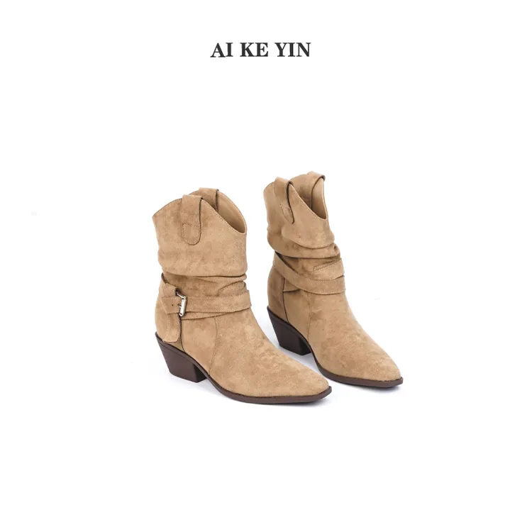 【艾珂茵】秋冬新款方头v型口无拉链金属皮带扣粗跟时装短靴薄绒8cm