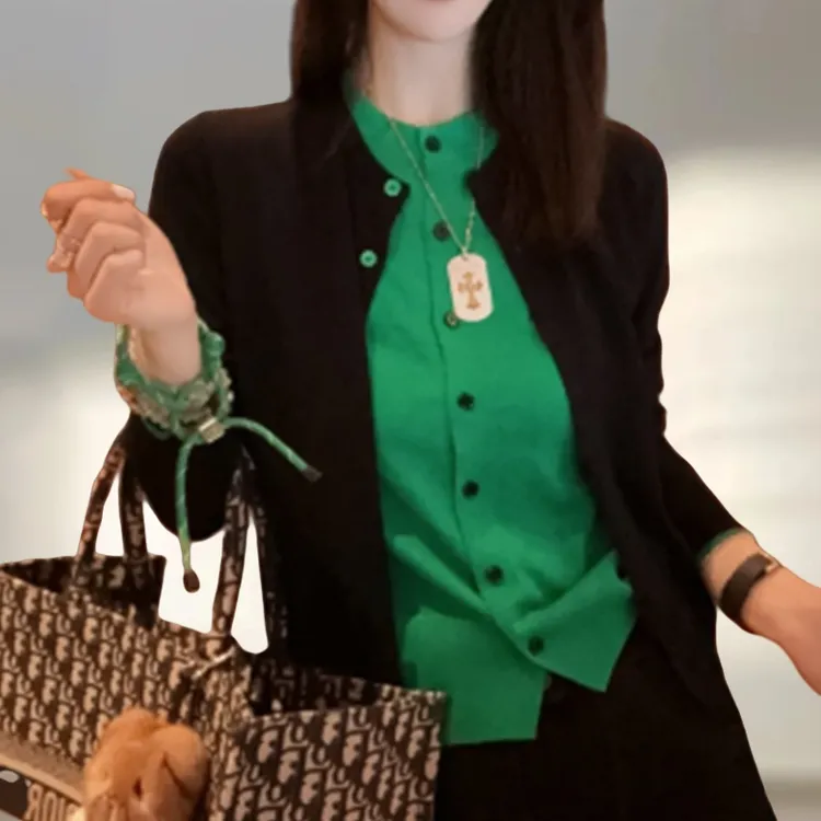 法式轻奢撞色圆领针织开衫女早秋新款时尚拼接假两件单排多扣上衣