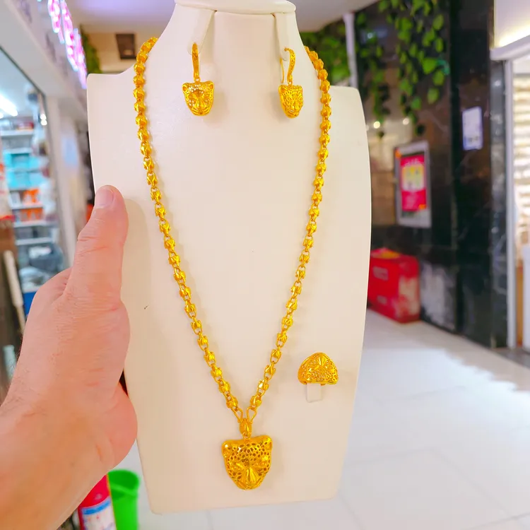 铜合金项链 黄色链子女款时尚狮子项链金色饰品