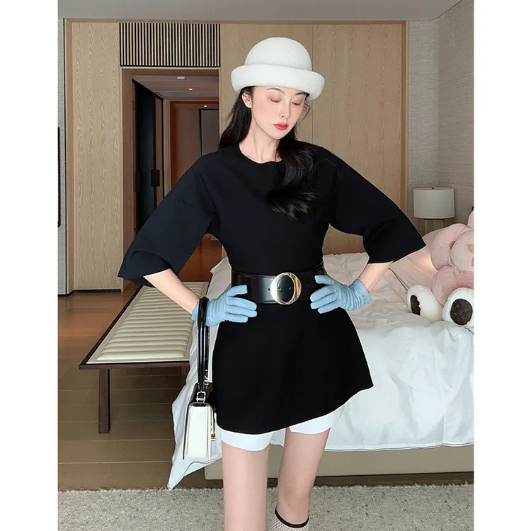 TRACY CHU 60年代赫本风造型显瘦款裙式长针织衫裙富家千金度假风