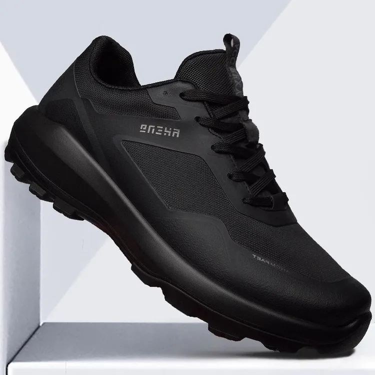 潮牌户外软底跑步运动男鞋2025秋冬季新款潮流布面轻便黑色休闲鞋