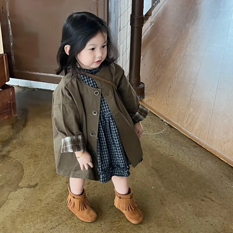 女童风衣外套2025新款秋装儿童拼接格子中长款大衣宝宝英伦风衣服