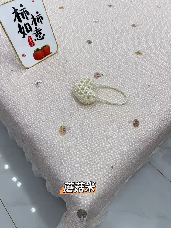 亲肤透气全棉四季通用绗缝床盖花边三件套