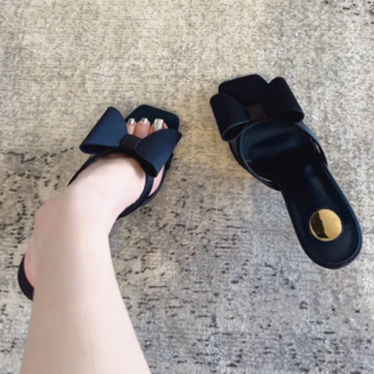 新款外穿高跟鞋女2025夏季百搭蝴蝶结绸缎面方头细跟性感舒适凉鞋