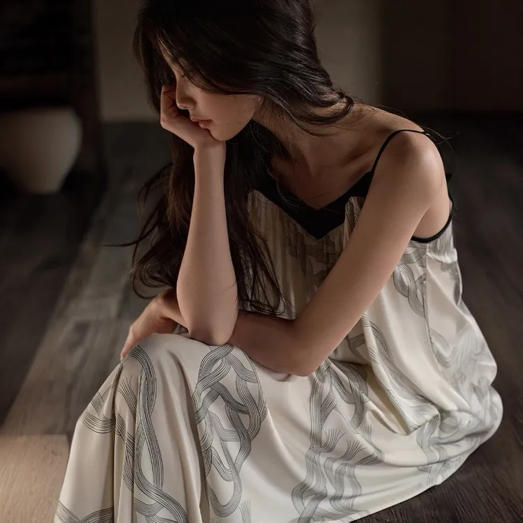 【专柜正品 高端轻奢款】新款高级感印花睡裙纯欲风家居服1286cy