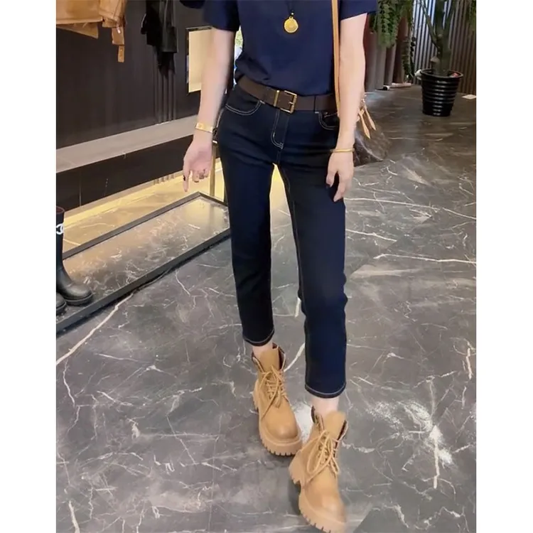 萱贝纯高腰显瘦窄版直筒牛仔裤2025早秋新款百搭时尚八分烟管裤子