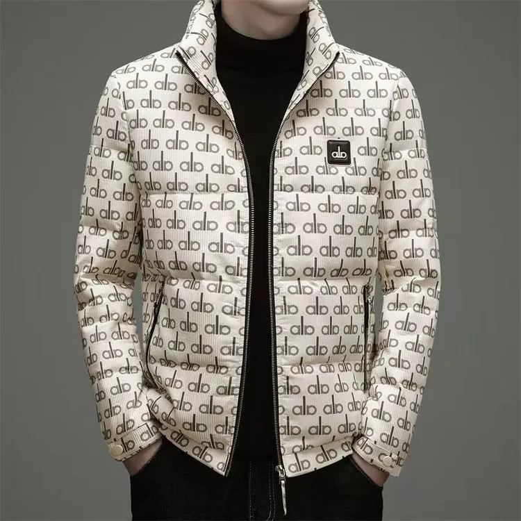 2025新款欧货潮牌男士羽绒服冬季时尚重工徽章印花立领外套潮2516