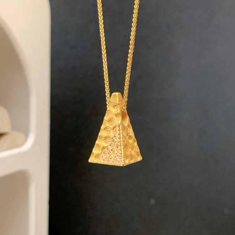 铜合金项链 新中式国潮风丨点钻金色小山项链 L005