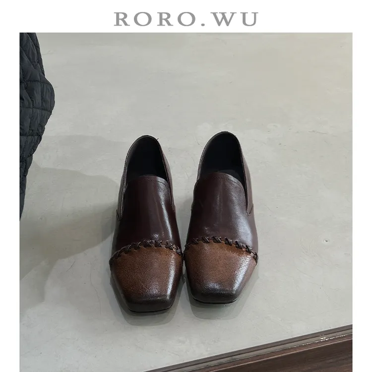 娆娆吴·水洗牛皮简约一脚蹬方头小皮鞋春季新款粗跟乐福鞋女M49