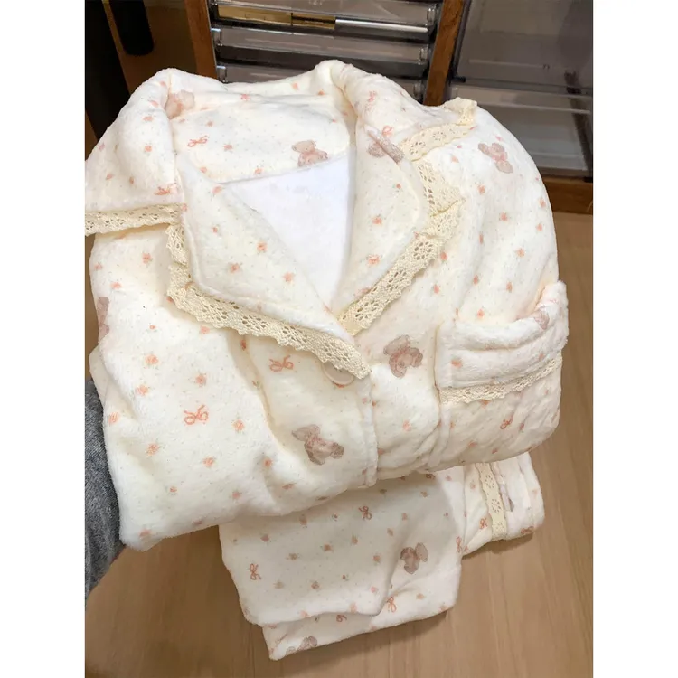 软糯糯小熊珊瑚绒睡衣女冬季加绒加厚保暖家居服可外穿大码套装女