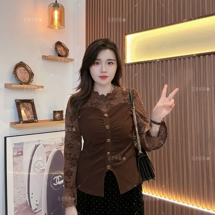 【仅上衣】花老爷微胖大码女装蕾丝拼接精致法式T恤HLY3639