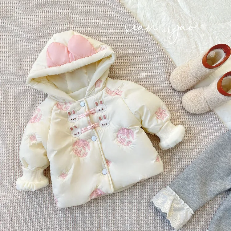 【优选】秋冬厚款碎花女公主玉兔盘扣可爱连帽加厚加绒棉袄棉服-jp