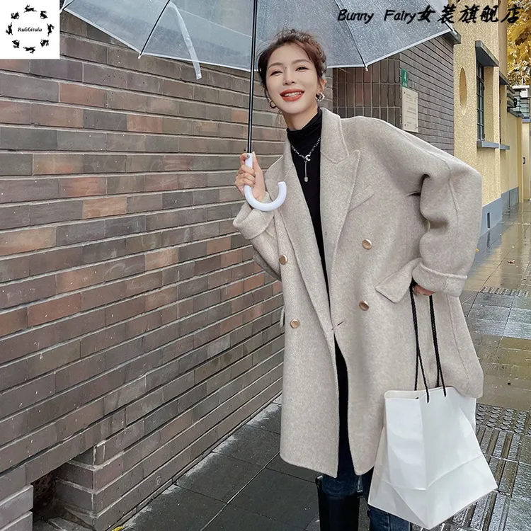 高级感超好看燕麦色呢子大衣女秋冬2025新款韩系气质毛呢西装外套