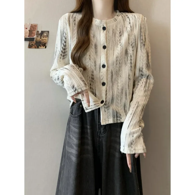 高级感水墨扎染针织衫正肩长袖女秋装新款大码胖mm打底衫独特上衣