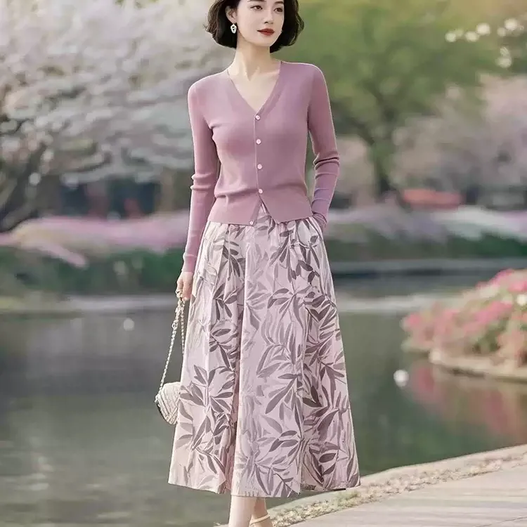 上衣穿搭一整套时尚漂亮独特气质粉紫色针织开衫碎花半身裙套装