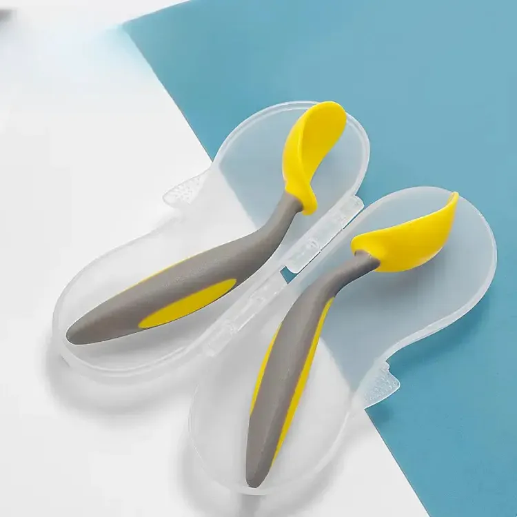 宝宝学吃饭训练短柄勺子扭扭勺学食舔舔勺儿童餐具可弯曲弯头勺