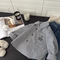 男童长袖春秋2025立领格子翻领尖领衬衫韩版上衣小童多巴胺穿搭