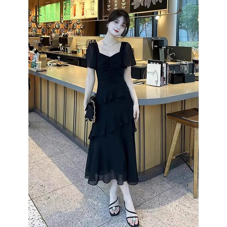 2025夏季新款法式复古赫本风小黑裙修身显瘦长裙黑色小众连衣裙女