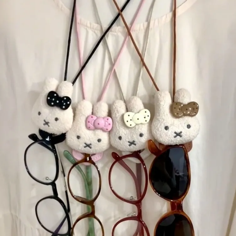可爱米菲眼镜挂绳眼镜夹兔子挂脖眼镜链墨镜链条学生miffy网红女