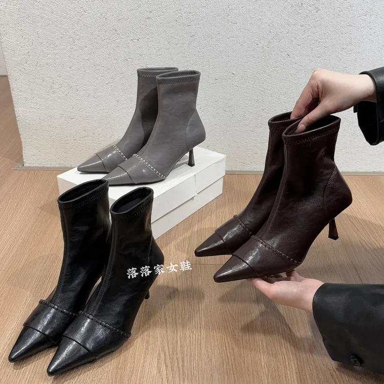 秋冬新款小众设计感尖头高跟时装短靴时尚气质细跟瘦瘦靴弹力皮靴