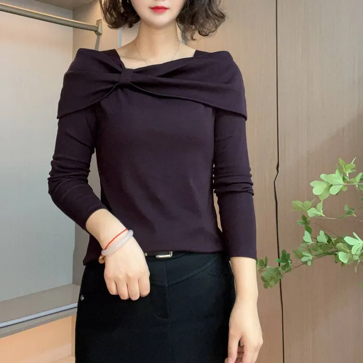 设计感法式长袖纯色方领打底内搭斜领拼接性感风显瘦气质遮肉上衣
