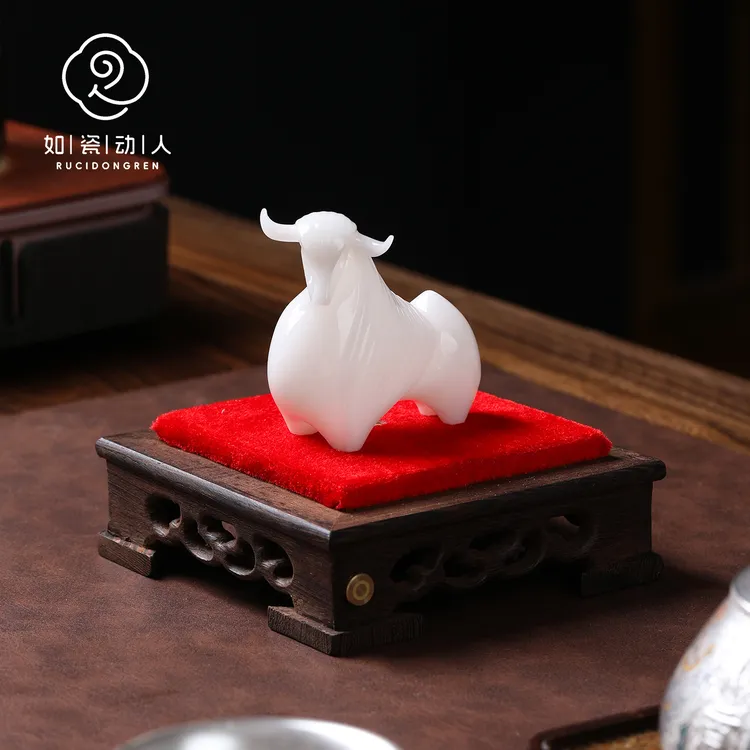 如瓷动人冰种璞玉瓷茶宠茶道配件高档轻奢家用办公室茶台茶桌摆件