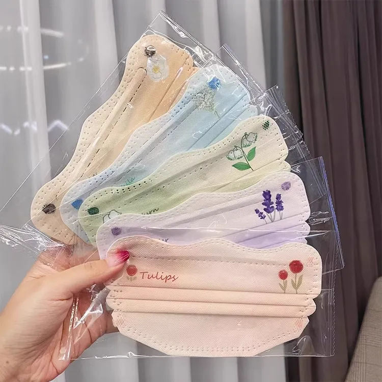 V型口罩美颜显瘦氛围感气质郁金香女高颜值小众新年素颜用品三层