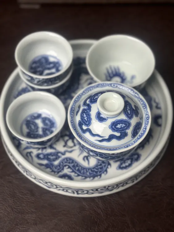 青花铠甲龙纹饰6件套茶具