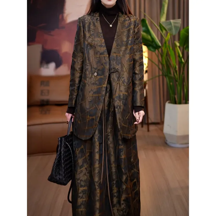 轻奢高端文艺风印花裙套装2025秋季新款时尚百搭开衫外套+半身裙