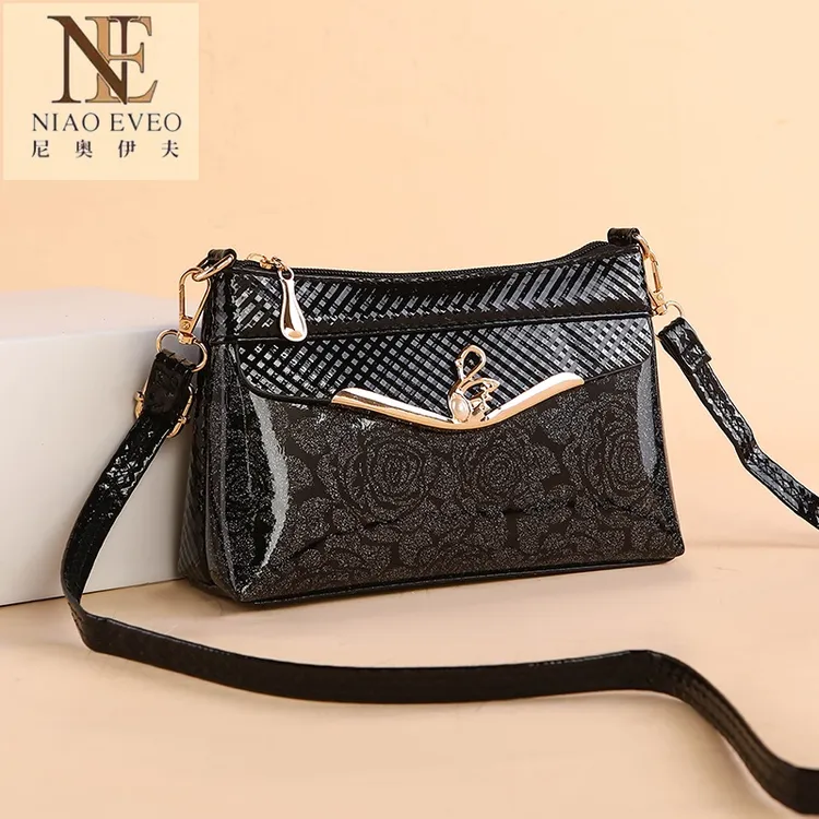 包包女2025新款中年妈妈斜挎肩包手机零钱包大容量时尚单肩百搭包