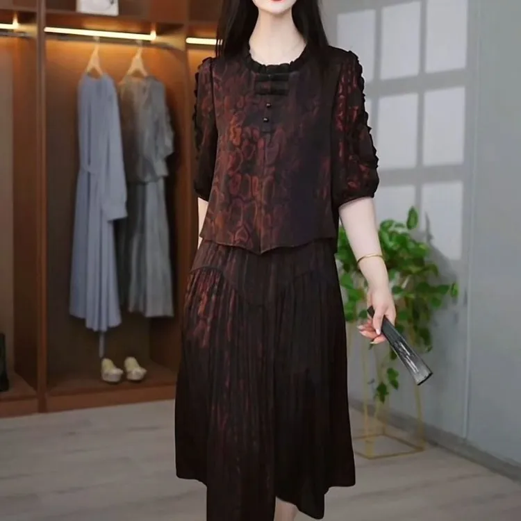 流光缎连衣裙2025夏季新款女装婚宴妈妈时尚气质减龄显瘦刺绣裙子