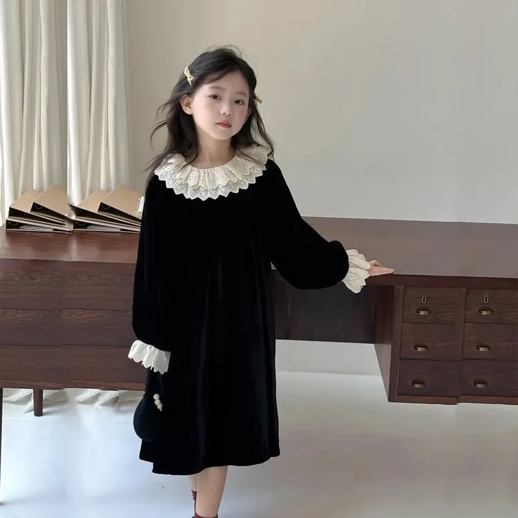 儿童丝绒连衣裙秋冬女童洋气蕾丝边加绒裙韩版中大童气质法式黑裙