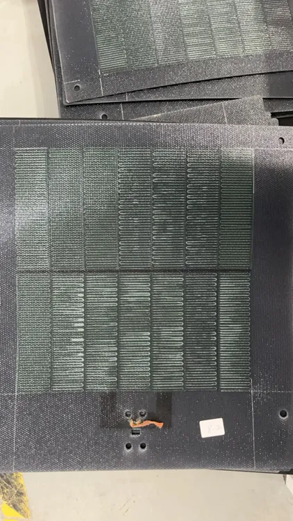 1211-太阳能板柔板发1个